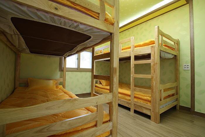 Gyeongju Friend Guesthouse Стая снимка