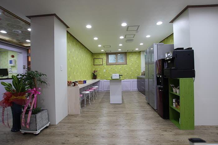 Gyeongju Friend Guesthouse Екстериор снимка