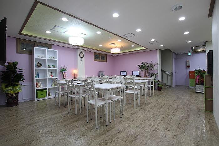 Gyeongju Friend Guesthouse Екстериор снимка