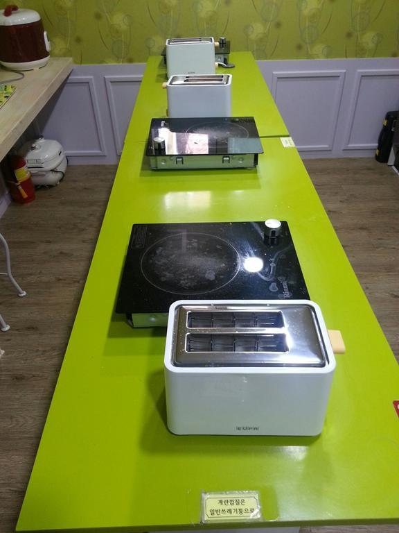 Gyeongju Friend Guesthouse Екстериор снимка